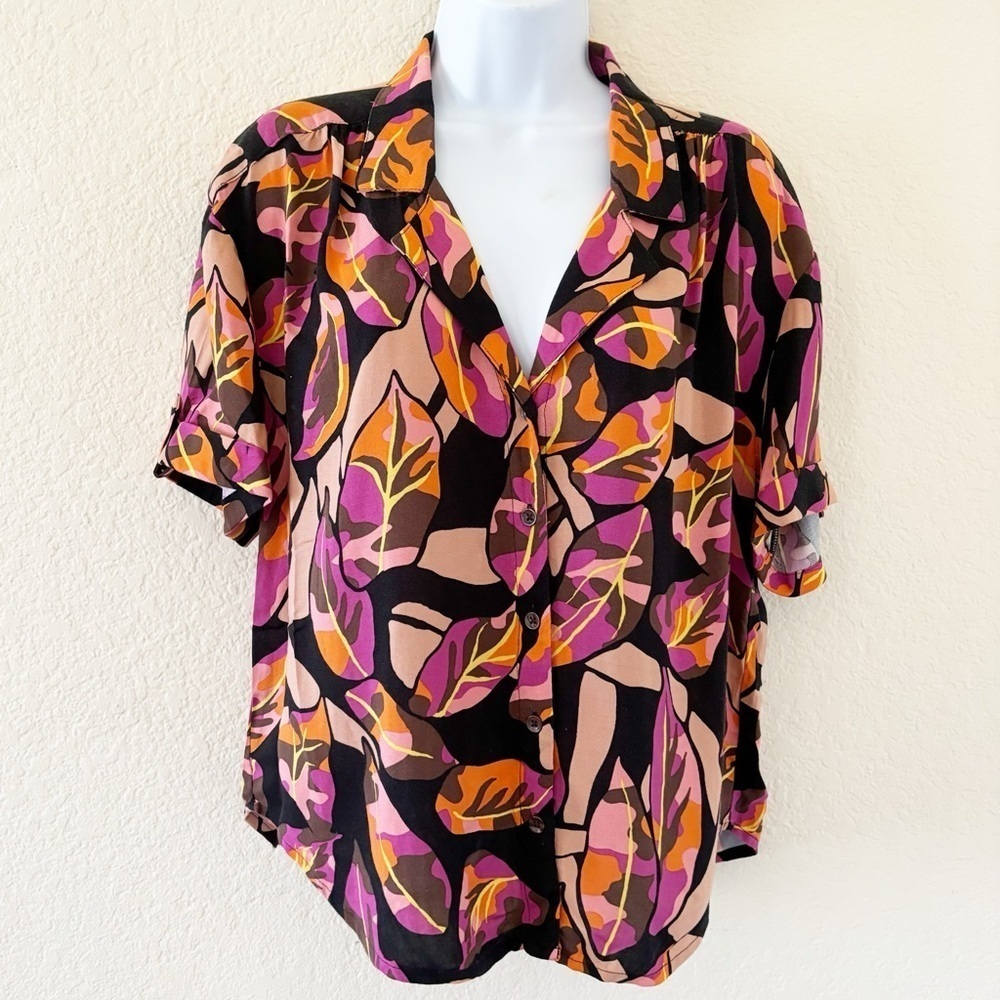 Jane + Delancey Anthropologie Floral print button‎ down shirt Size Medium